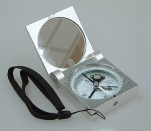 Van de de Toebehorengeologie van de zilveren Instrumenten van het Kleurenonderzoek het Metaal Handbediend Kompas